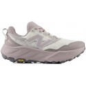 CHAUSSURES NEW BALANCE FRESH FOAM HIERRO V9 SEA SALT/TRUFFLE SALT POUR FEMMES